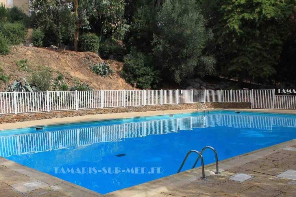 Ferienwohnung Le Dyonisos Et Piscine La Seyne-sur-Mer Exterior foto
